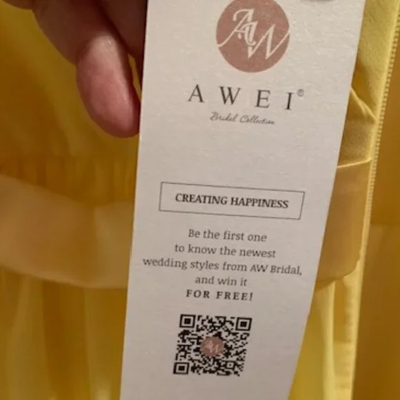 *HP* Pretty lemon yellow wedding or prom dress. NWT - Picture 4 of 7